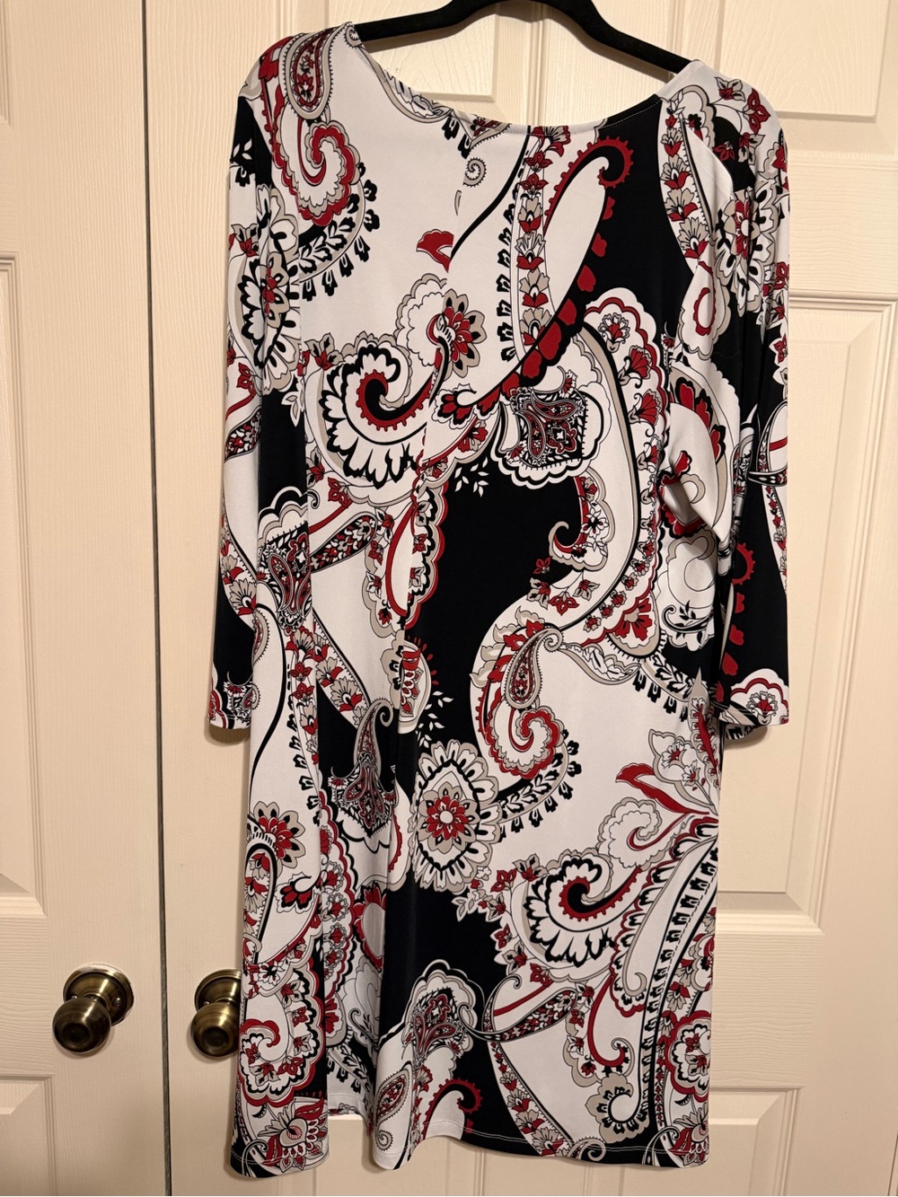 Chico's Size 3 XLarge Black, White & Red Paisley Dress - Picture 2 of 3
